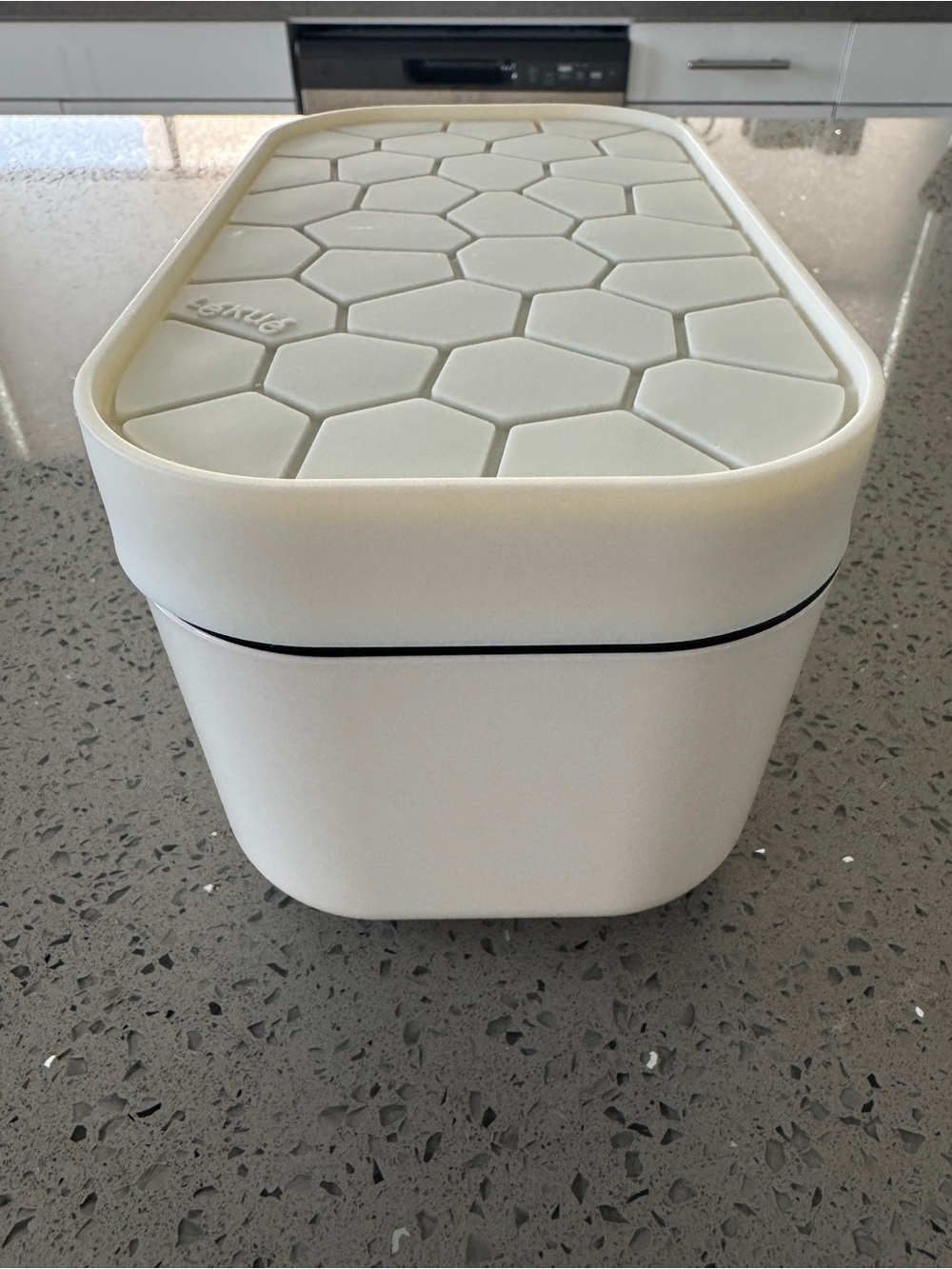 Ice Cube Maker For Freezer With Lid & Bin - Picture 6 of 12